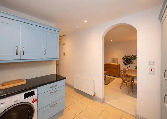 Charming 2-bed House - 15 Mins Drive To Centre * קורק