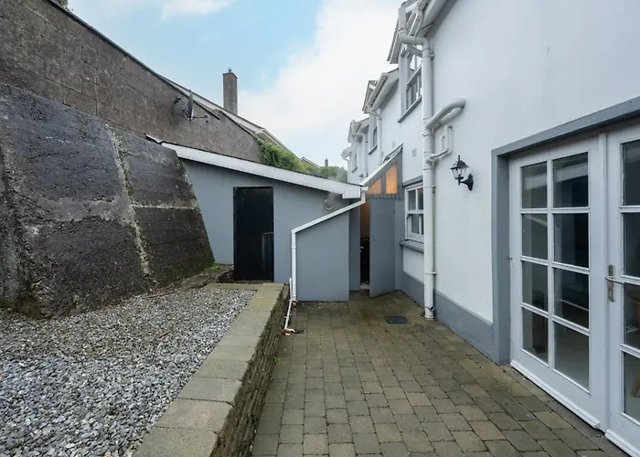 Дом отдыха Charming 2-bed House - 15 Mins Drive To Centre